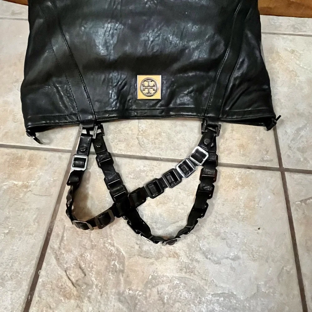 Authentic Tory Burch Tote - Picture 14 of 14